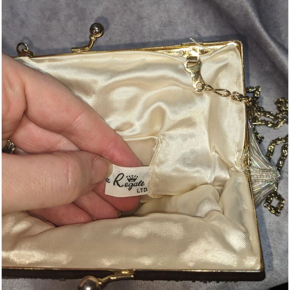 La Regale Vintage Glass Beaded Clam Evening Bag - Picture 4 of 10
